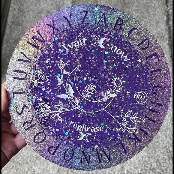 Handmade Pendulum/Spirit Board - Picture 3 of 6